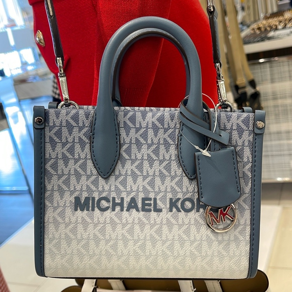 Michael Kors Mirella Extra-Small Ombré Logo Crossbody XBODY Shopper
Denim 
NWT - Picture 6 of 16